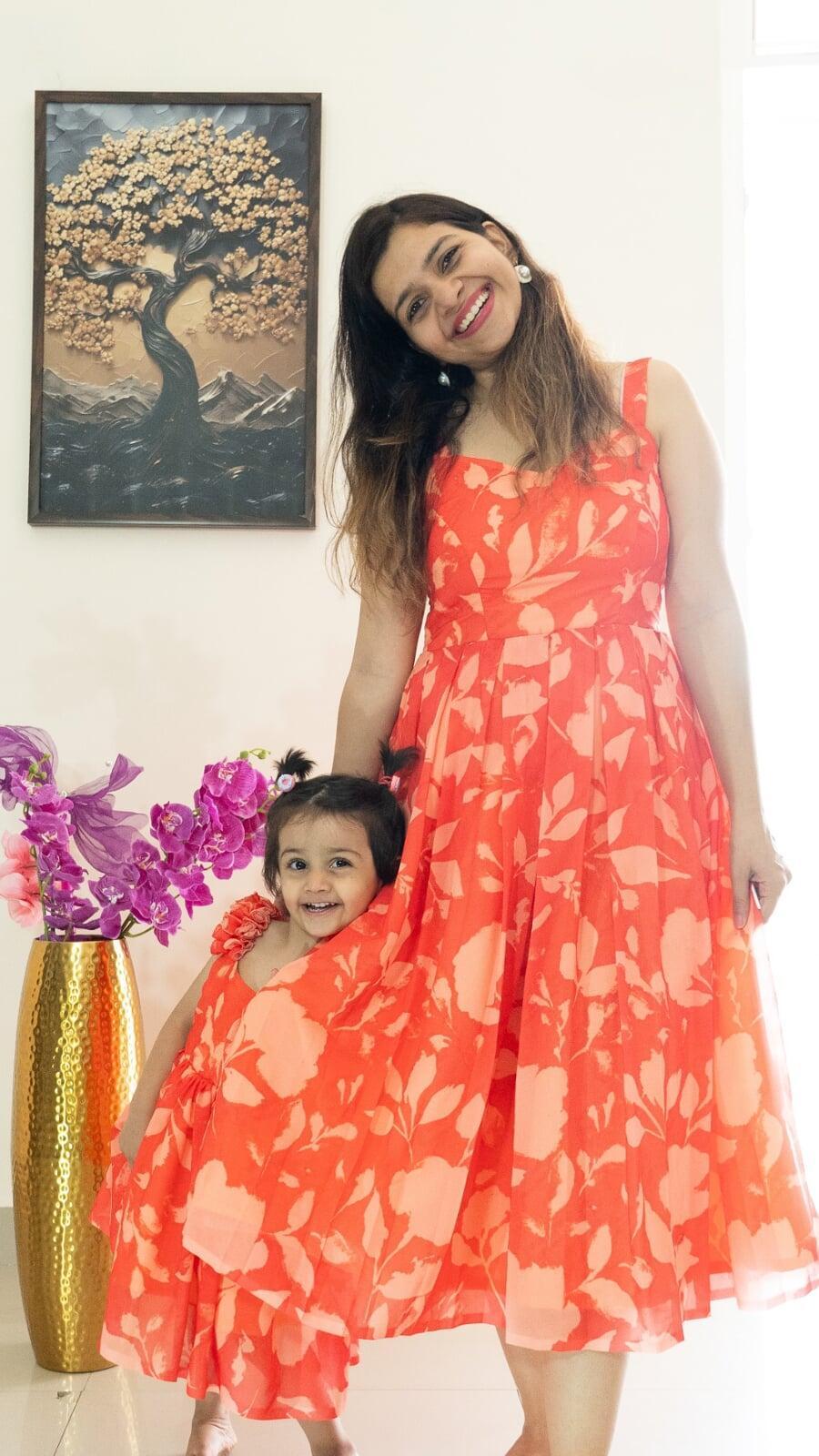 Mom daughter twinning dresses