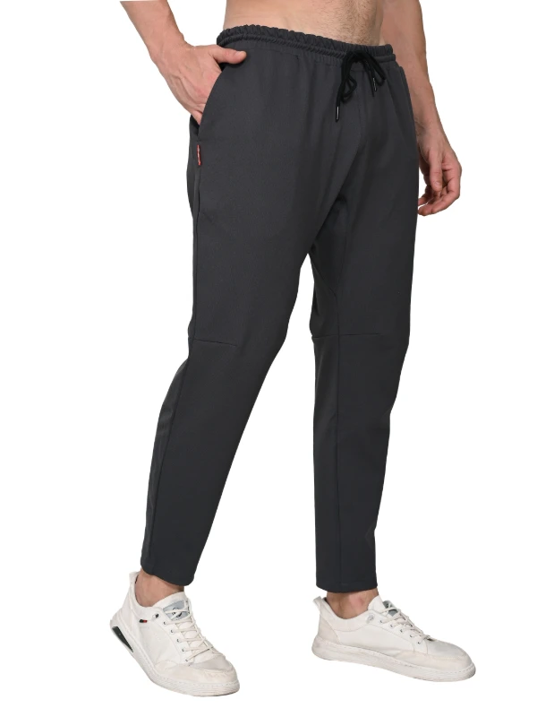 Trackpants