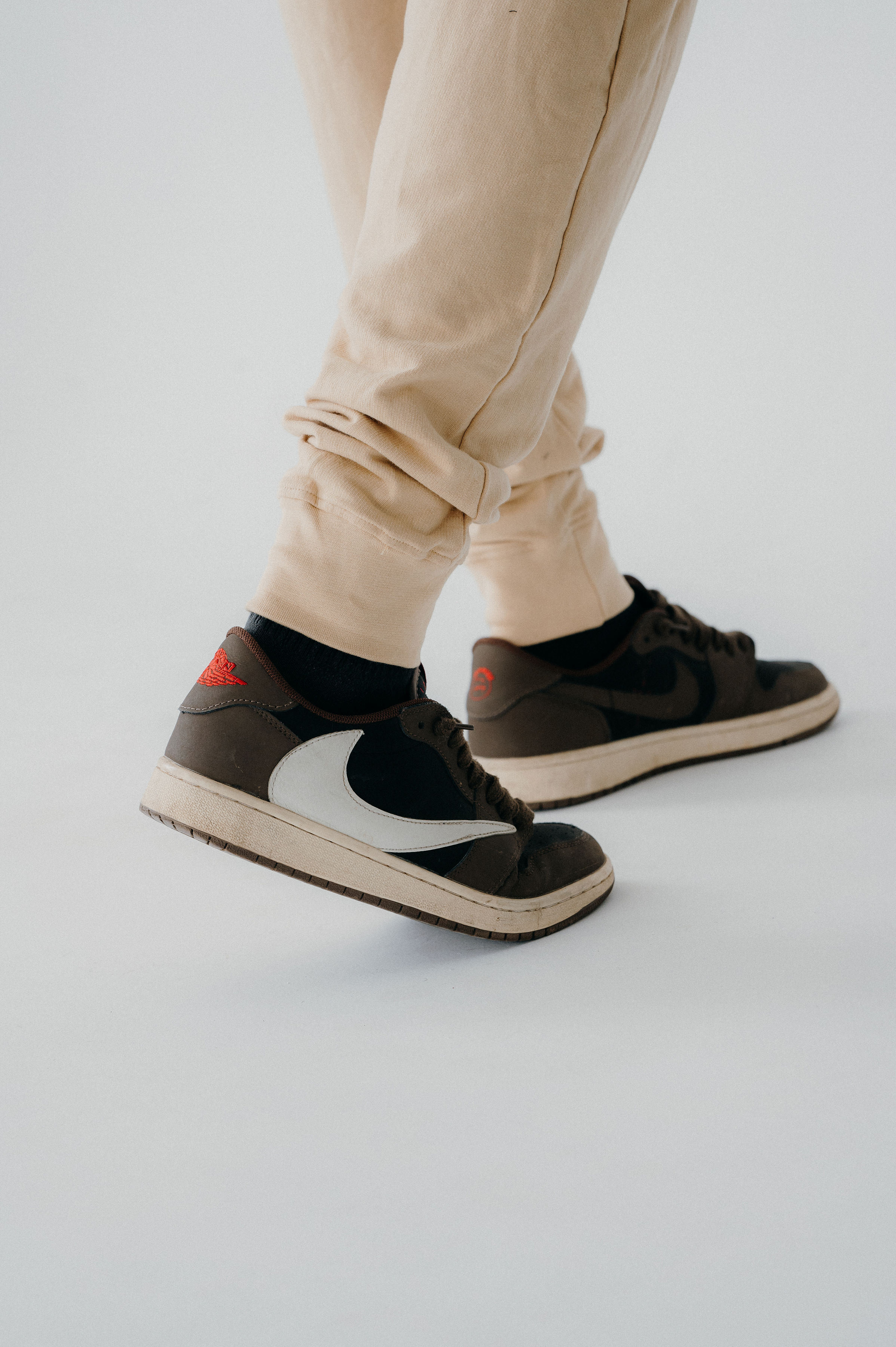 Being Winged - Gender Free Cargo Joggerss Being Winged - Gender Free Cargo Joggerss