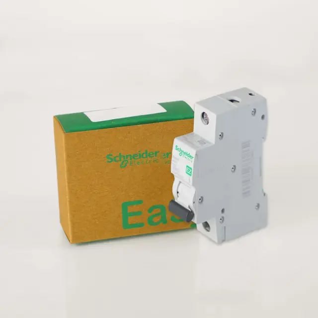 Schneider AC MCB 1P 10A C curve 240V (Pack of 1) Schneider AC MCB 1P 10A C curve 240V (Pack of 1)