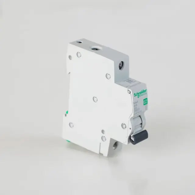 B curve Schneider AC MCB 1P 10A B curve 240V (Pack of 1) B curve Schneider AC MCB 1P 10A B curve 240V (Pack of 1)