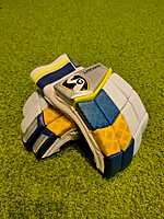 Cricket Batting Gloves -SG LITEVATE Cricket Batting Gloves -SG LITEVATE