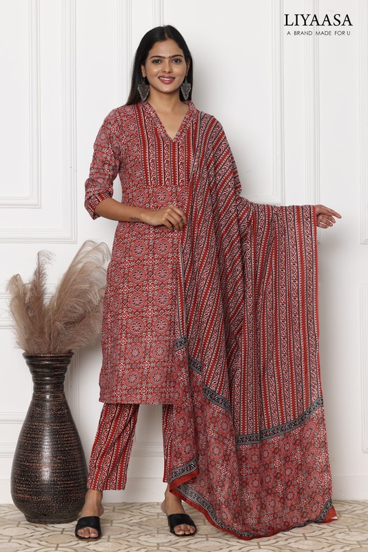 COTTON DUPPATA SET Merun (Pack of all sizes)