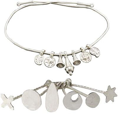 silver gift set for Born Babies (Hip chain/Arunakodi,pottu) silver gift set for Born Babies (Hip chain/Arunakodi,pottu)