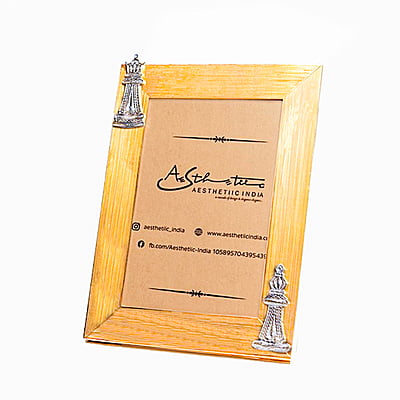 The Monarchy of Chaturanga - Silver Filigree Work Photo Frame The Monarchy of Chaturanga - Silver Filigree Work Photo Frame