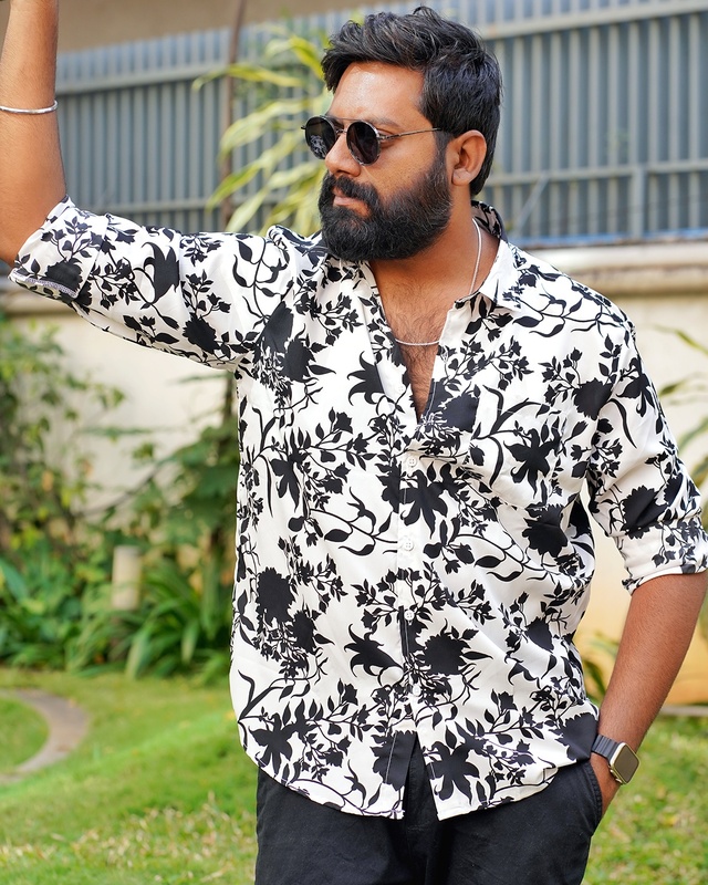 Rawscal Men’s Slim Fit Floral Printed Shirt – Black & White | Body Fit | Full Sleeves