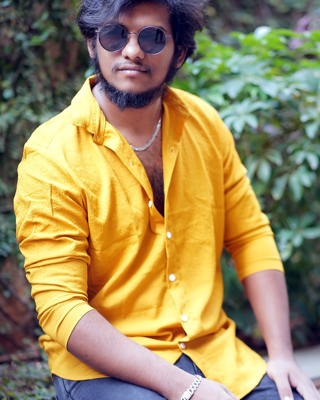 Golden Yellow Textured | Body Fit | Full Sleeves