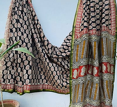 Black & Red Handblock Printed Organic Chanderi Silk Saree Black & Red Handblock Printed Organic Chanderi Silk Saree