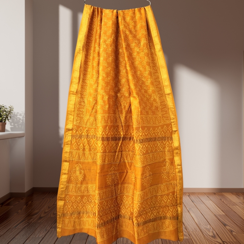 Matarangi Golden Yellow Maheshwari Silk Saree Matarangi Golden Yellow Maheshwari Silk Saree