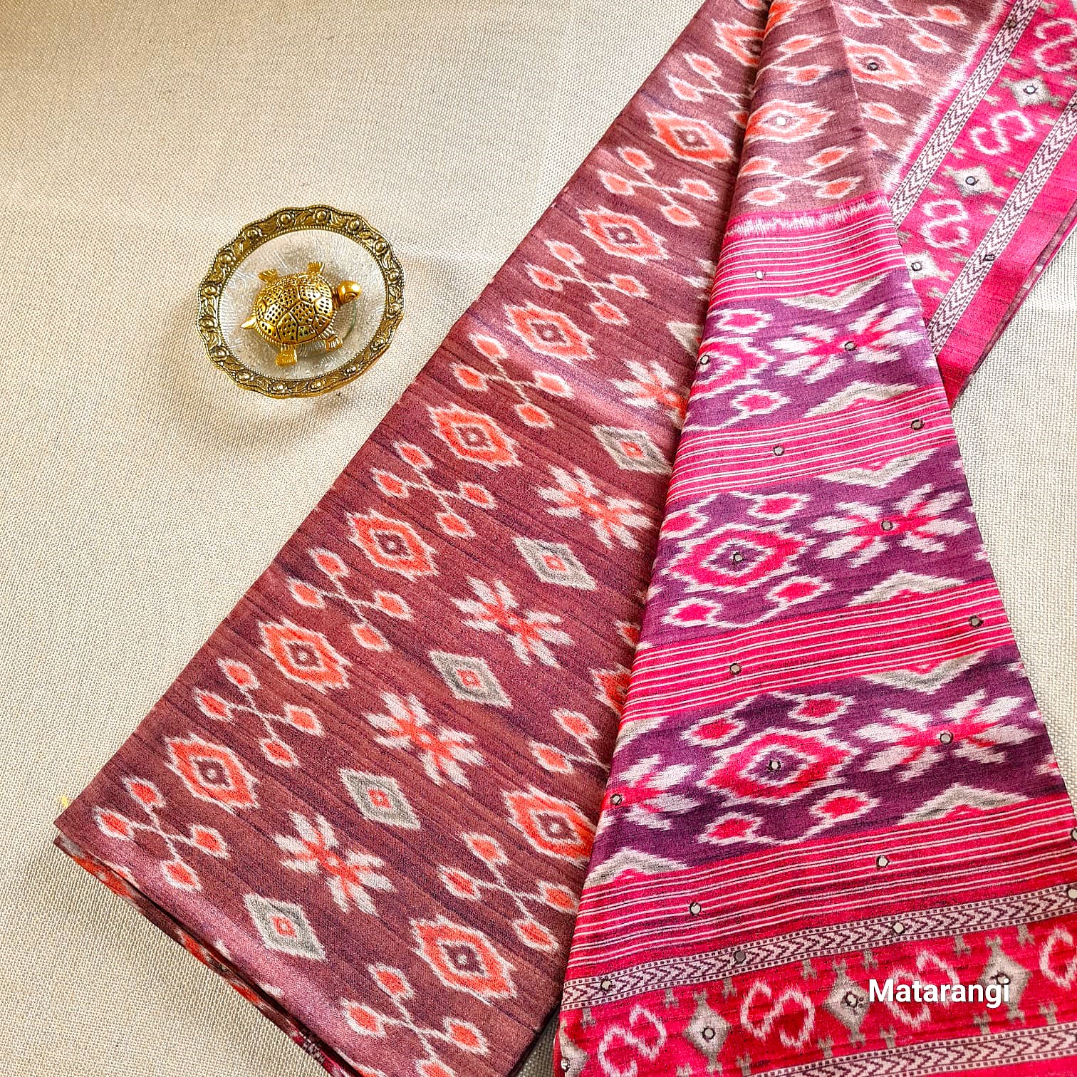 Brown Ikkat Manipuri Aari Work Blended Silk Saree Brown Ikkat Manipuri Aari Work Blended Silk Saree