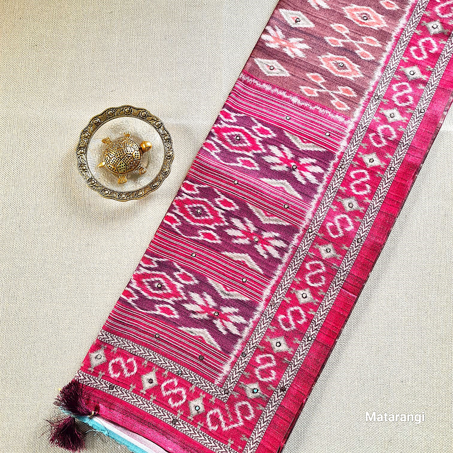 Brown Ikkat Manipuri Aari Work Blended Silk Saree Brown Ikkat Manipuri Aari Work Blended Silk Saree