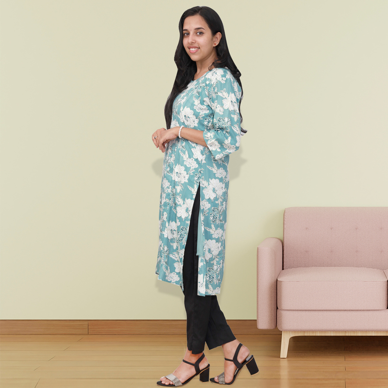 Princess feeling foil Printed Mint Green Floral Top
