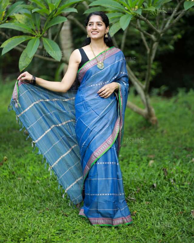 Diya - दिया ( Narayanpet cotton sarees )