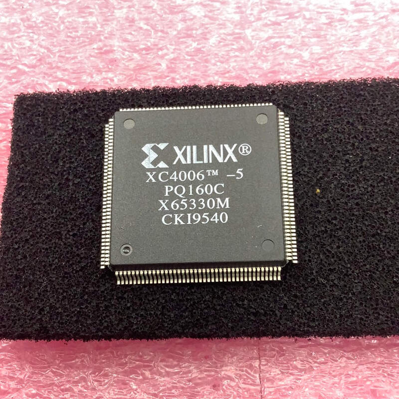 XILINX XC4010D -6 PQ160C XILINX XC4010D -6 PQ160C