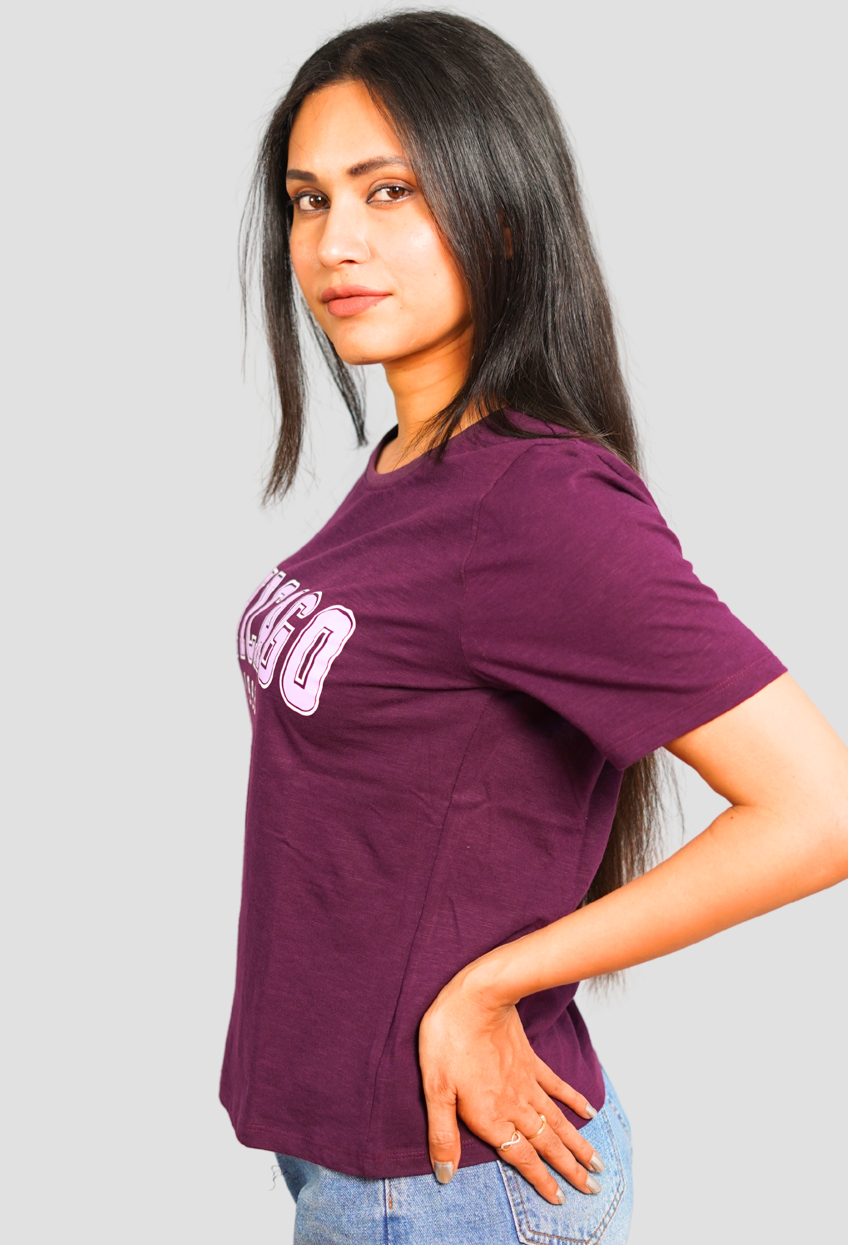 CHICAGO PLUM VINTAGE T-SHIRT