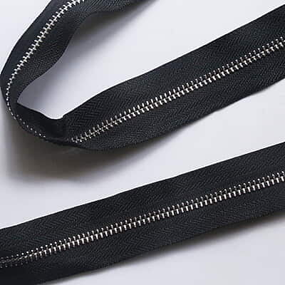 Bag Zip With Silver Teeth