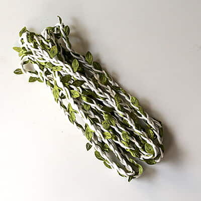 Waxed Leaf Jute Lace Waxed Leaf Jute Lace