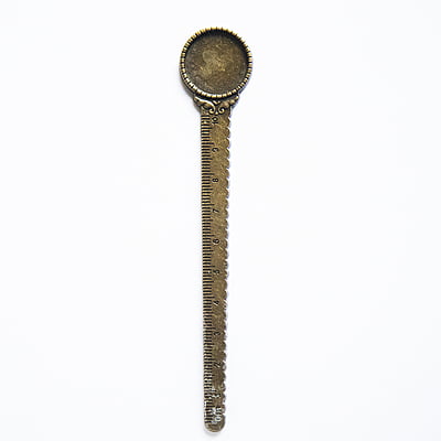 Antique Bronze Book Mark Modal 115 Antique Bronze Book Mark Modal 115