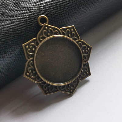 Pendant Antique Bronze Modal 177