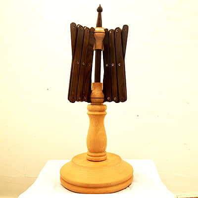 Yarn Swift - Modal 1