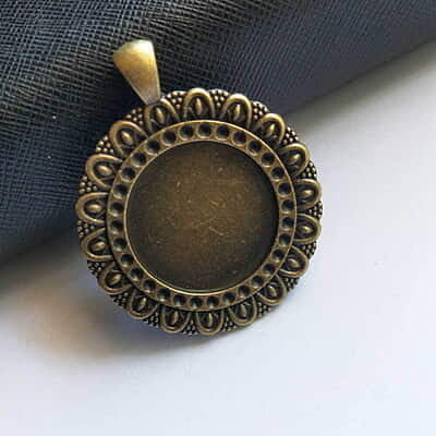 Pendant Antique Bronze Modal 123