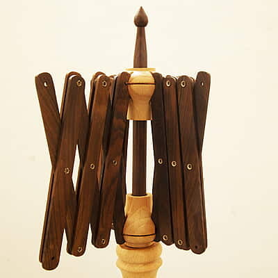Yarn Swift - Modal 1
