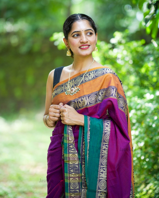 Vyanjana - व्यंजना ( Narayanpet cotton sarees )