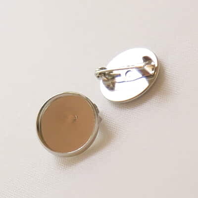 Circle Brooch Bezel  Chrome Silver