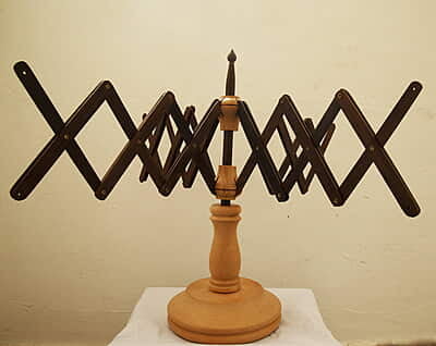 Yarn Swift - Modal 1