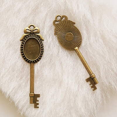 Pendant Antique Bronze Modal 101 Pendant Antique Bronze Modal 101