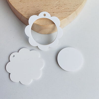 Mini Hoop Flower White 4 cm