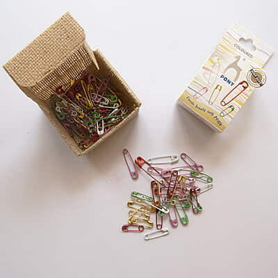 Pony Safety Pins Coloured