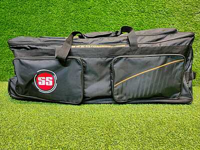 CRICKET KITBAG SS MAXIMUS WHEELIE