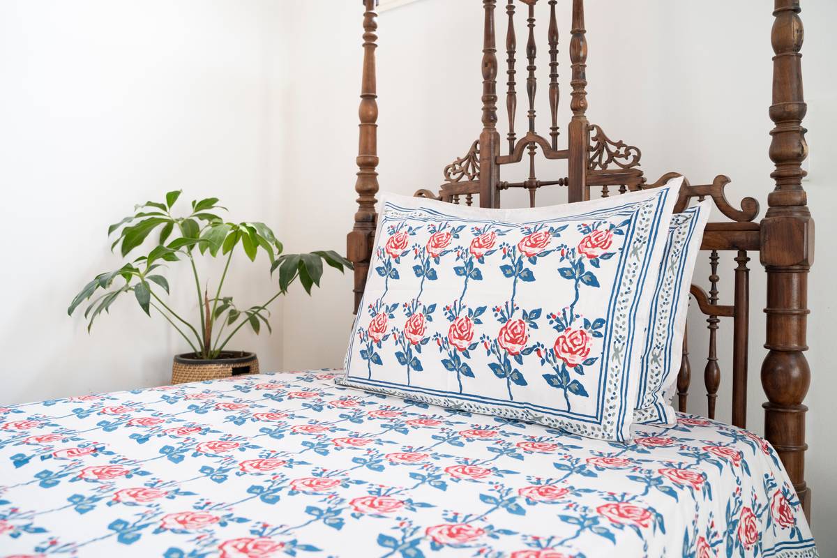 Rose Garden - Bedsheet Rose Garden - Bedsheet