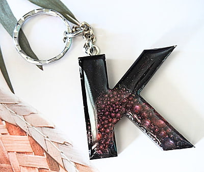 'K' AMANTE DEL COSMOS LETTER KEYCHAIN