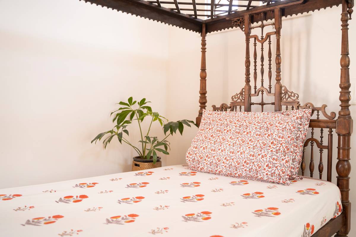 Marigold Musing - Bedsheet Marigold Musing - Bedsheet