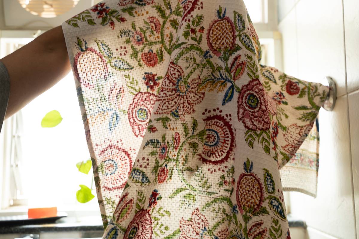 A Floral Maze - Towel