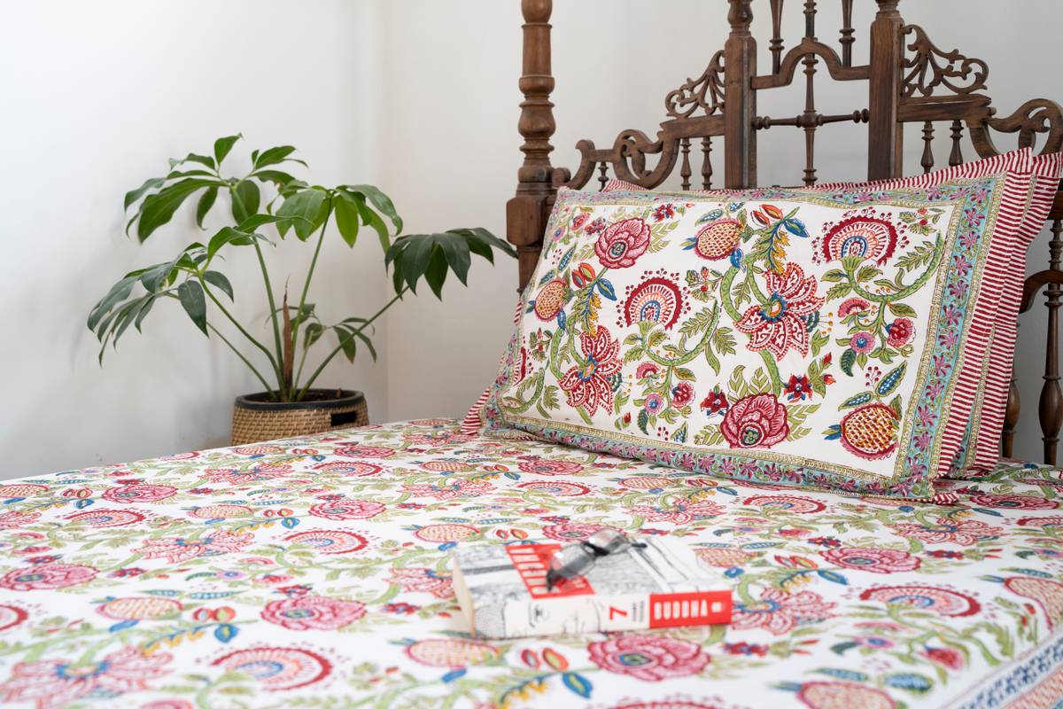 Floral Maze - Bedsheet Floral Maze - Bedsheet