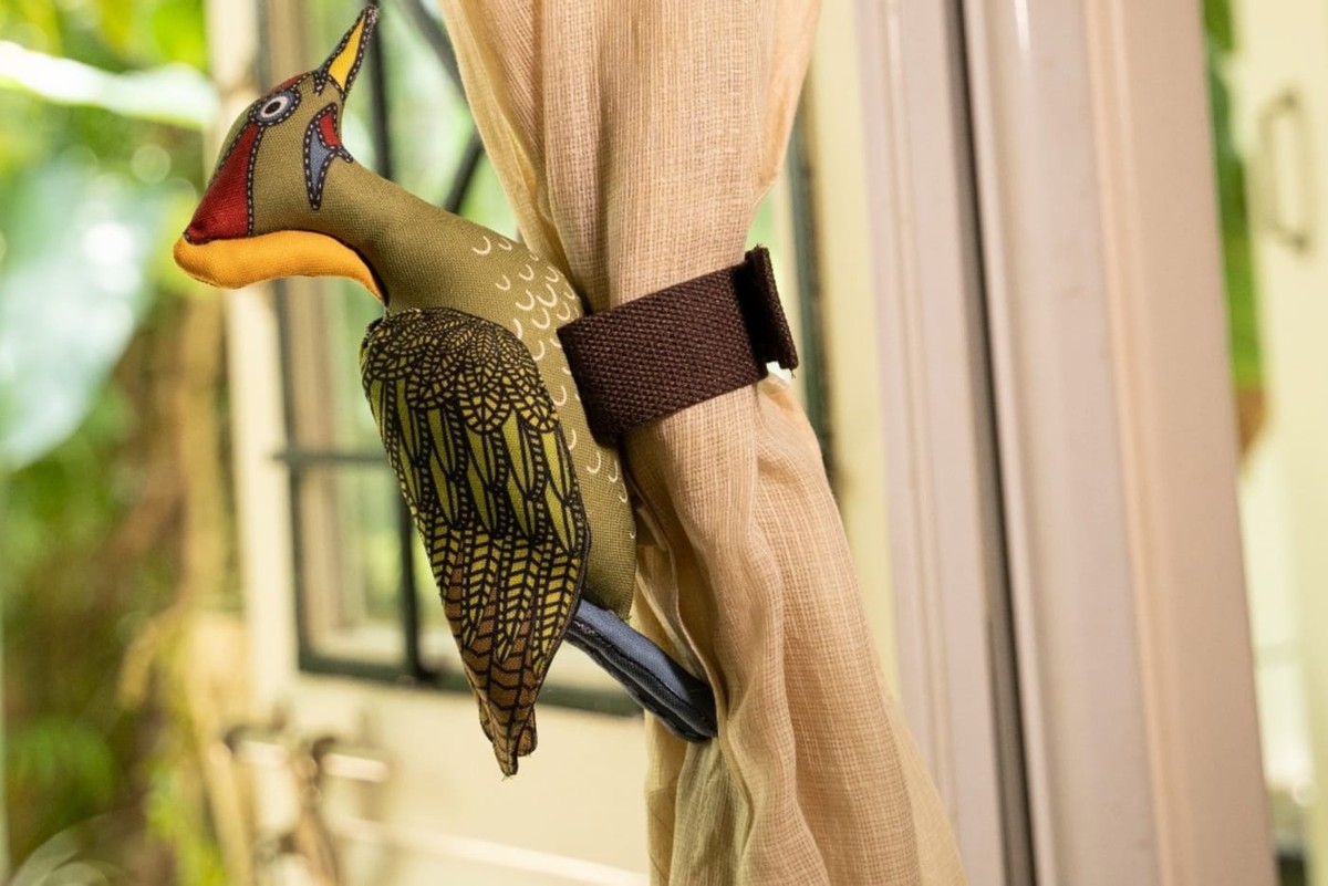 Lesser Yellow Naped Woodpecker Curtain Holder