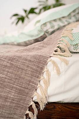 Dual Tones Bed Cover Dual Tones Bed Cover