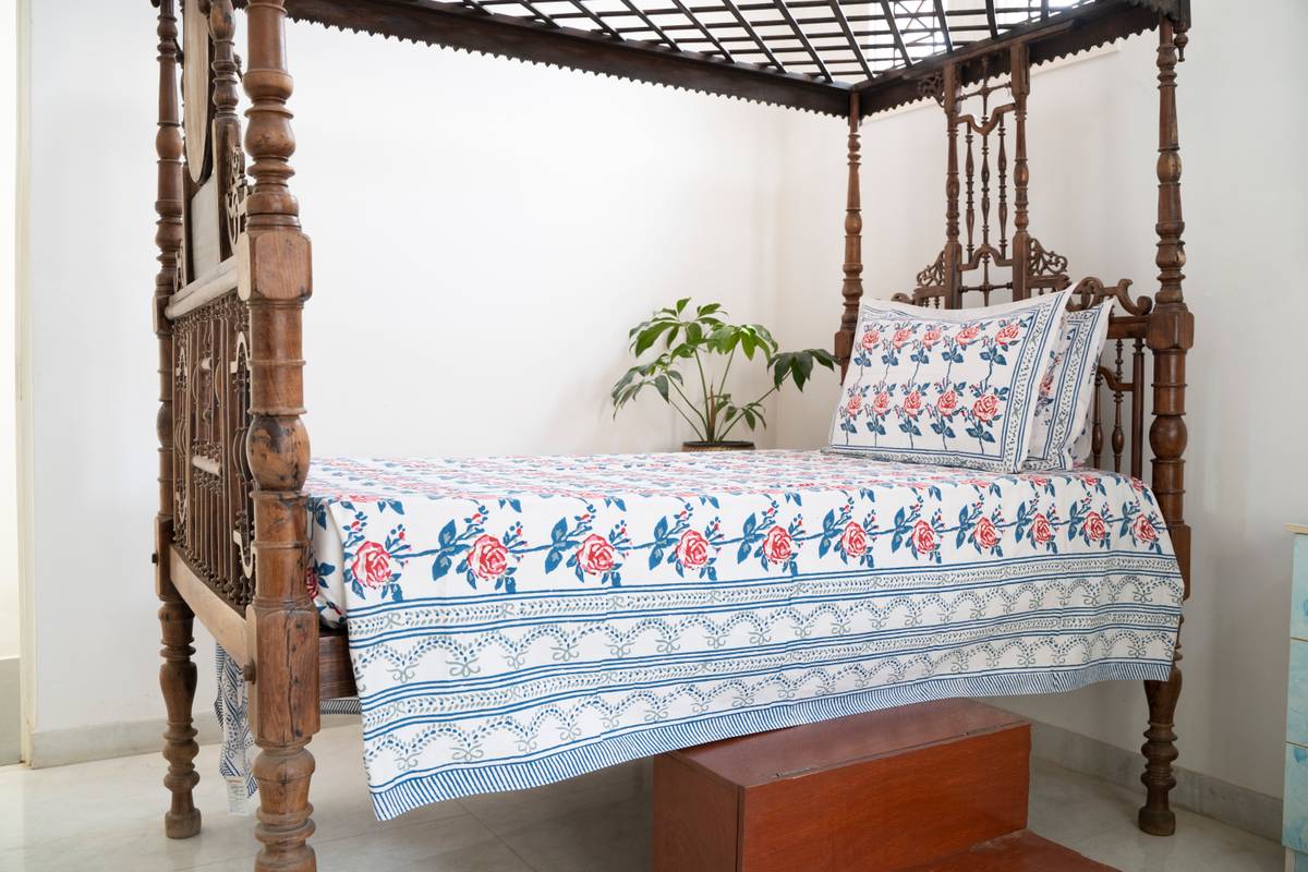 Rose Garden - Bedsheet Rose Garden - Bedsheet