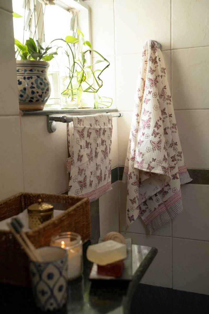 Fluttering Butterflies - Towel Fluttering Butterflies - Towel
