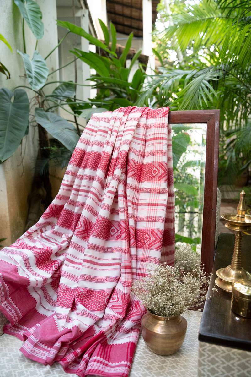 Dhaniakhali Handloom Saree - Red & White Lal Paar Dhaniakhali Handloom Saree - Red & White Lal Paar