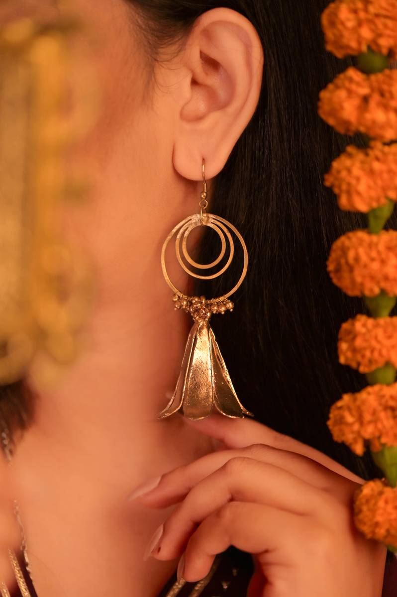 Miharu Statement Floral Earring Miharu Statement Floral Earring