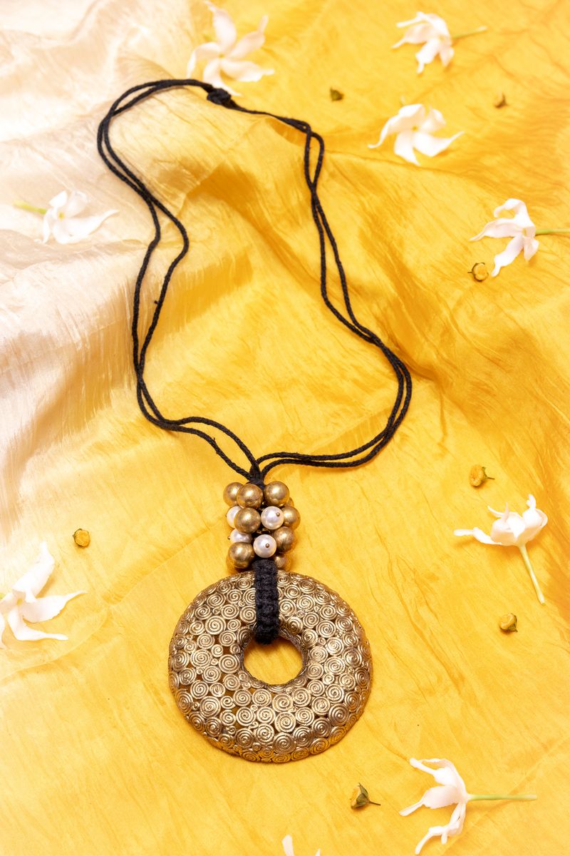 Black Gold Tone Big Pendant Necklace With Beads Black Gold Tone Big Pendant Necklace With Beads