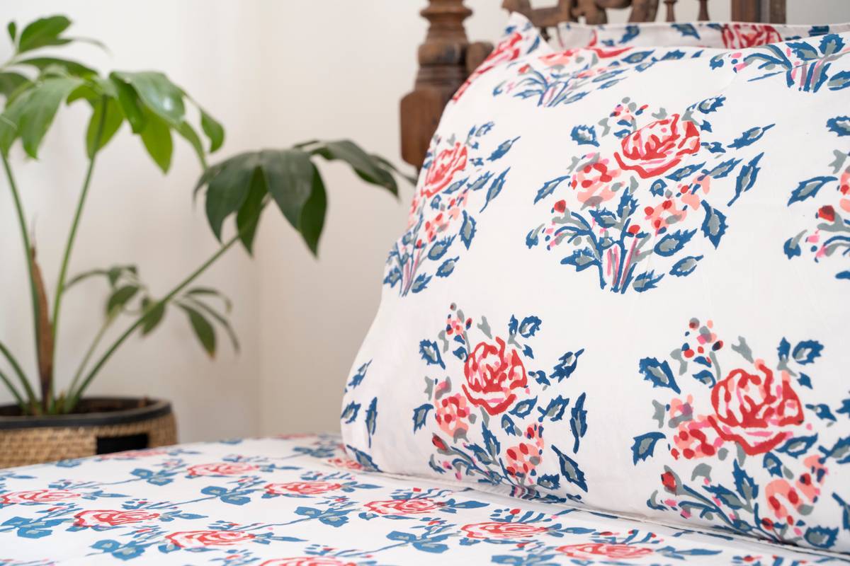 Rose Garden - Bedsheet Rose Garden - Bedsheet