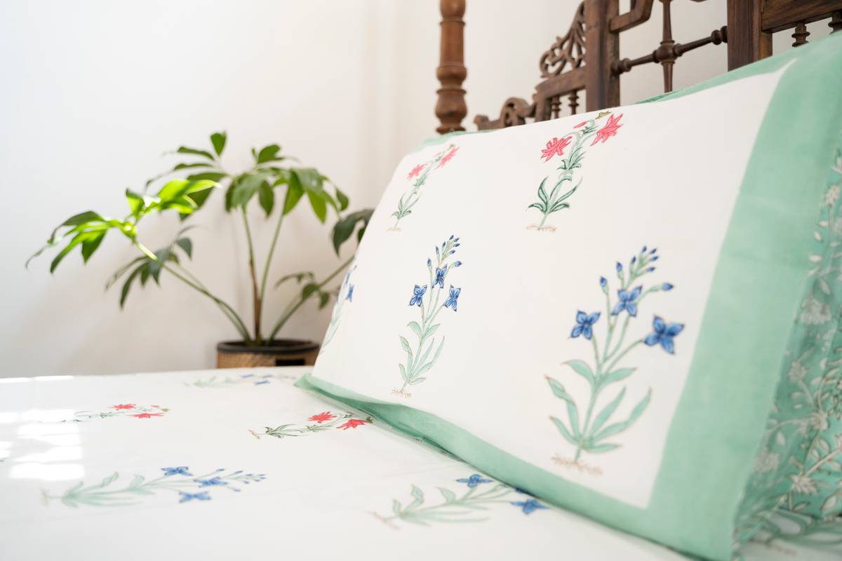 Posies - Bedsheet Posies - Bedsheet