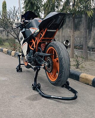 MotoTrailers Universal Rear Paddock Stand