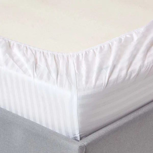 Sofrito 100% Cotton Bedsheet (Fitted) - 400 TC - Striped - White Sofrito 100% Cotton Bedsheet (Fitted) - 400 TC - Striped - White