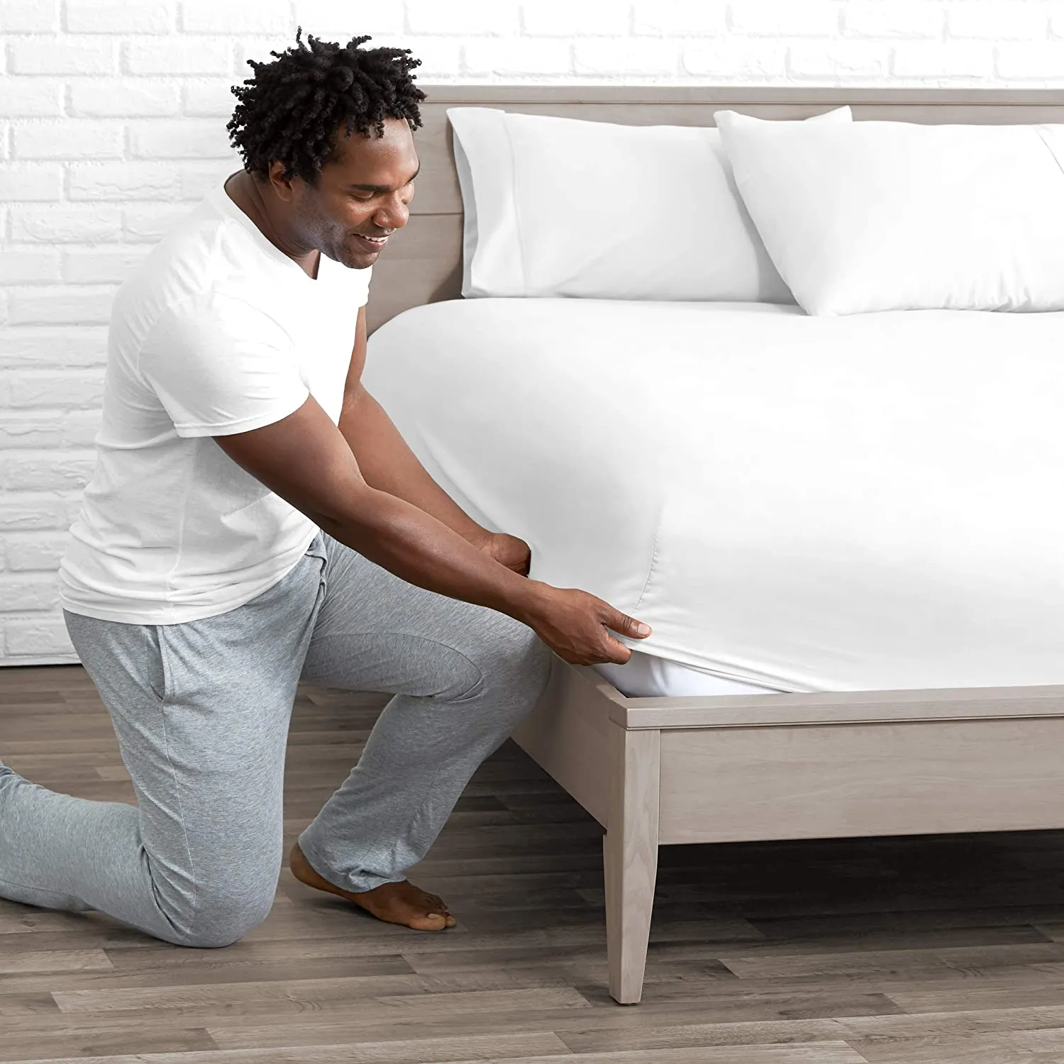 Bedsheet (Fitted) Glace Cotton 300 TC - Plain - White